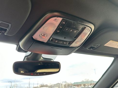 Used 2024 Dodge Durango GT image 37