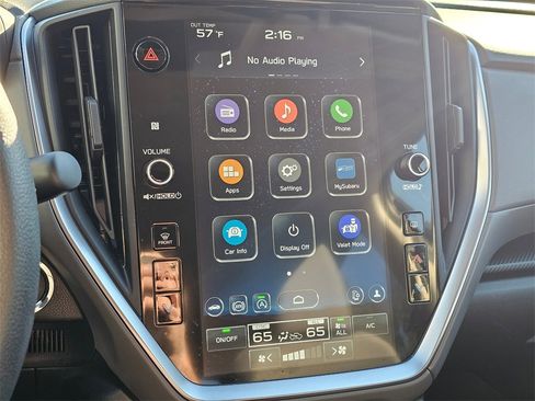 Used 2025 Subaru Crosstrek 2.0i Premium w/ Convenience Package #2 image 28