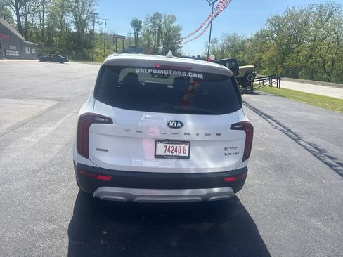 Used 2020 Kia Telluride LX AWD/4WD image 10