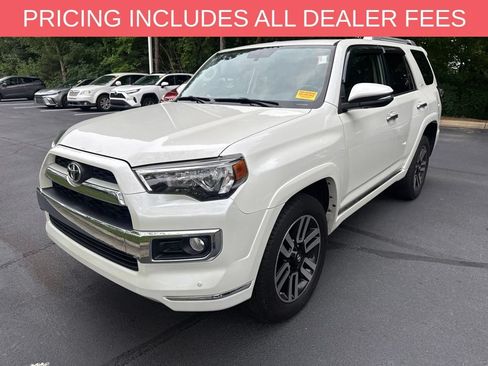 Used 2018 Toyota 4Runner Limited AWD/4WD image 15