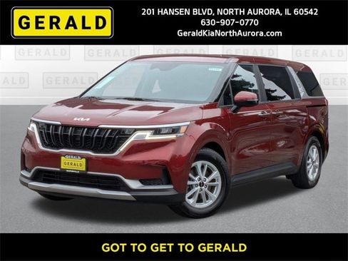 Used 2023 Kia Carnival LX image 1