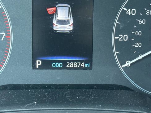 Used 2024 Toyota Corolla Cross AWD Hybrid image 13