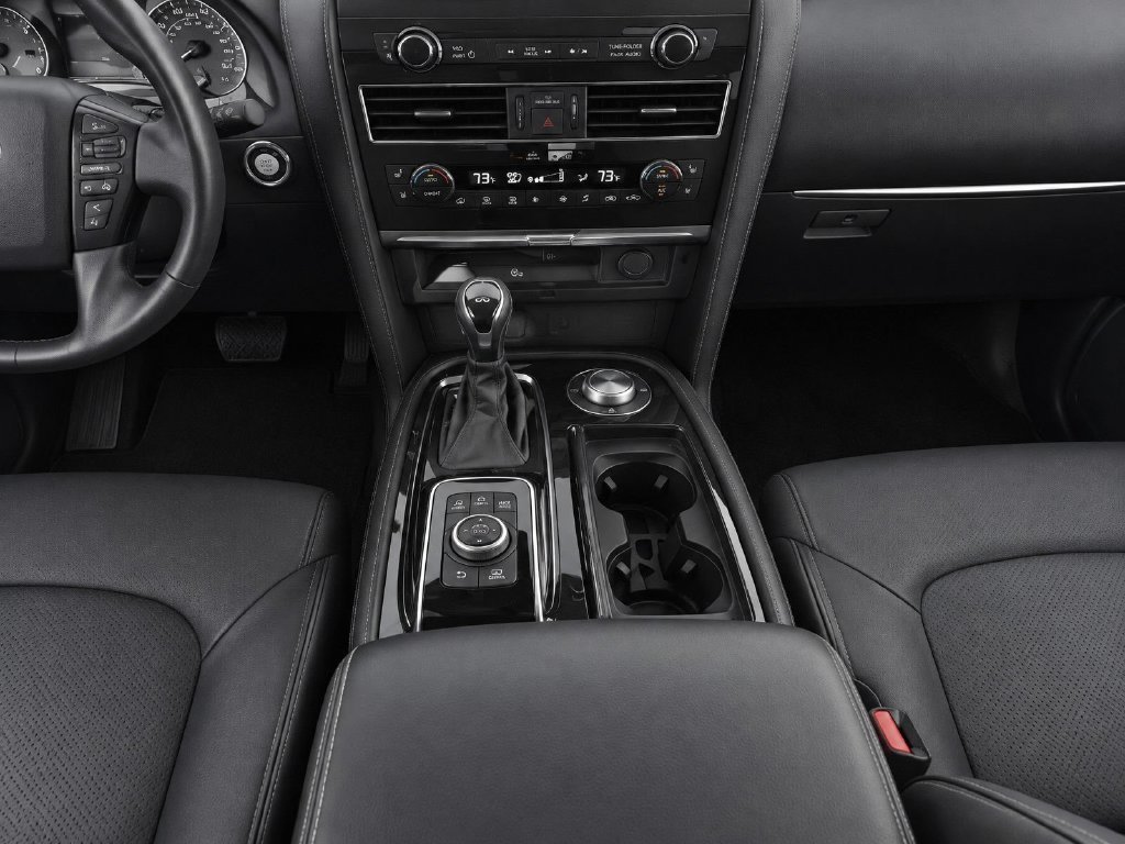 Used 2022 INFINITI QX80 Luxe w/ All-Season Package AWD/4WD image 12