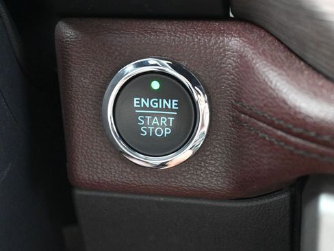 Used 2024 Ford Expedition Limited image 36