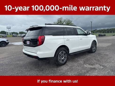 Used 2025 Ford Expedition Active RWD image 18