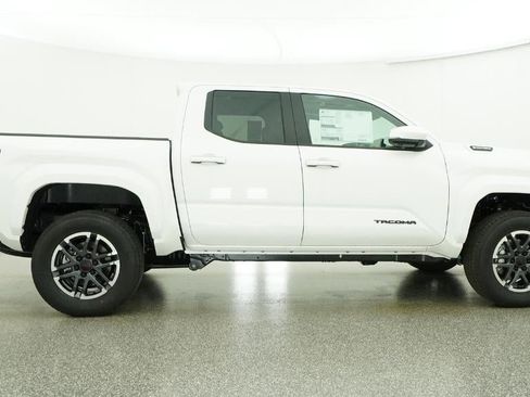 New 2026 Toyota Tacoma TRD Sport AWD/4WD image 27
