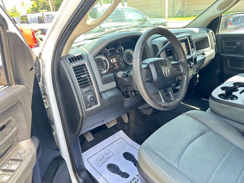 Used 2013 RAM 1500 Express AWD/4WD image 12