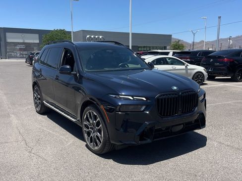 Used 2024 BMW X7 xDrive40i w/ Executive Package AWD/4WD image 5