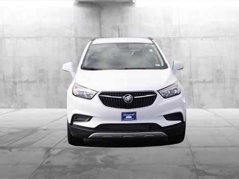 Used 2022 Buick Encore Preferred w/ Safety Package image 4