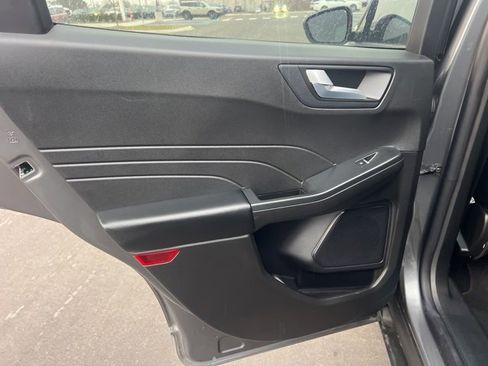 Certified 2023 Ford Escape ST-Line Select w/ Tech Pack #1 image 16