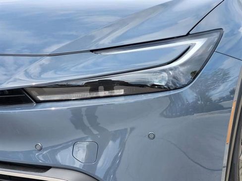 New 2026 Toyota Prius Plug-In Hybrid FWD image 5