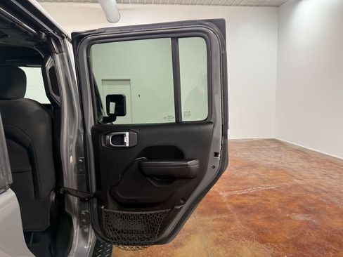 Used 2019 Jeep Wrangler Unlimited Sport S AWD/4WD image 64