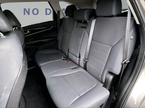 Used 2016 Kia Sorento FWD w/ LX Convenience Package image 22