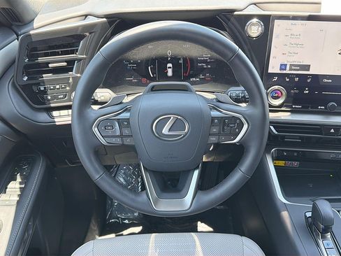 Used 2026 Lexus TX 350 AWD w/ Technology Package image 8