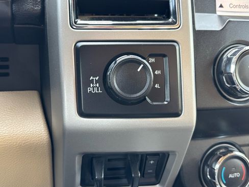 Used 2019 Ford F250 Lariat w/ FX4 Off-Road Package image 13