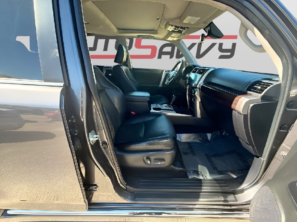 Used 2023 Toyota 4Runner Limited RWD image 31