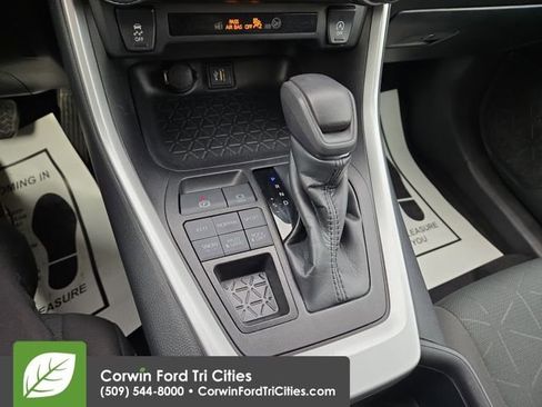 Used 2023 Toyota RAV4 XLE image 22