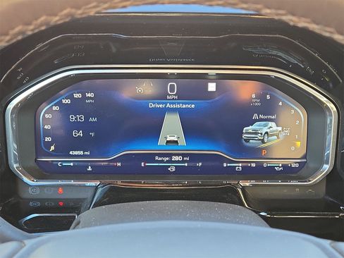 Used 2022 Chevrolet Silverado 1500 LTZ w/ Z71 Off-Road Package image 20