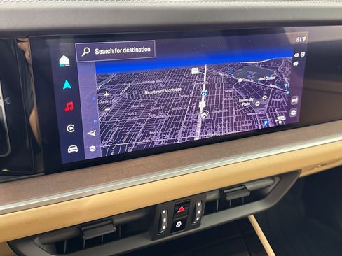 Certified 2025 Porsche Cayenne E-Hybrid image 24