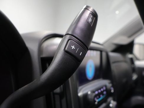 Used 2018 Chevrolet Silverado 1500 LT w/ All Star Edition image 37