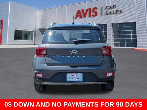 Used 2025 Hyundai Venue SEL FWD image 7