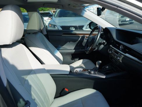 Used 2017 Lexus ES 350 FWD image 22