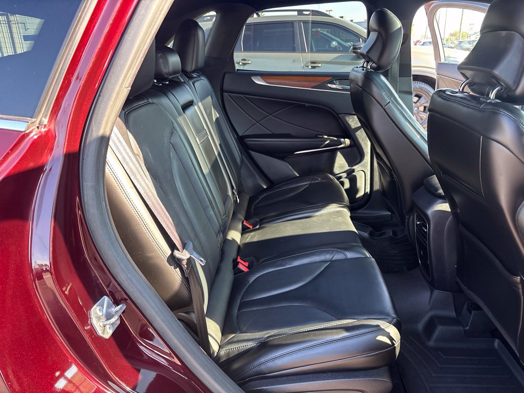 Used 2019 Lincoln MKC Select w/ Select Plus Package FWD image 33