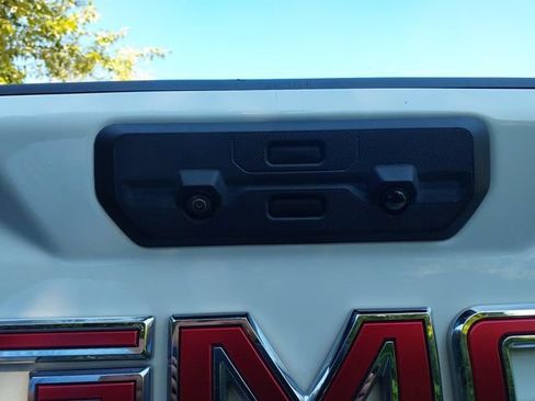 Used 2023 GMC Sierra 2500 Denali AWD/4WD image 30