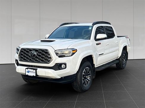 Used 2023 Toyota Tacoma TRD Sport image 1