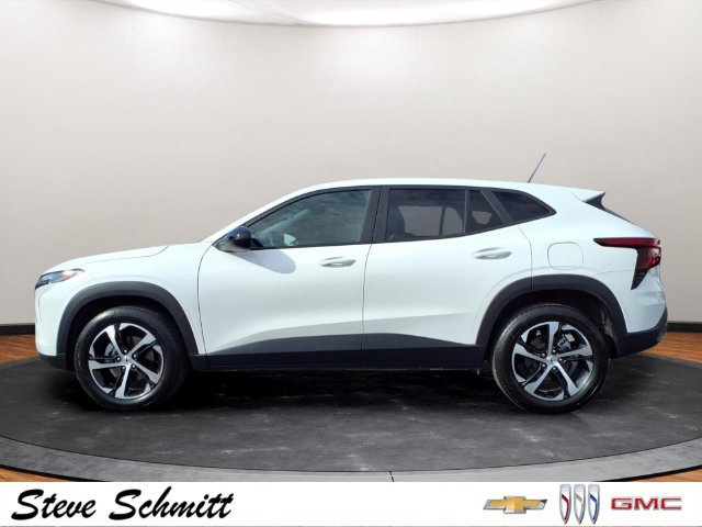 Certified 2024 Chevrolet Trax RS w/ Sunroof Package FWD image 23