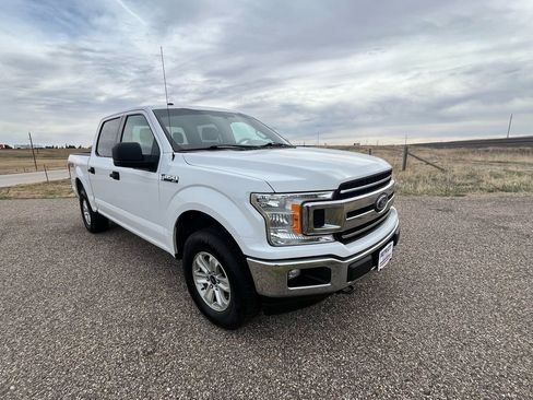 Used 2018 Ford F150 XLT image 9
