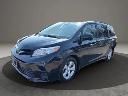 Used 2020 Toyota Sienna LE