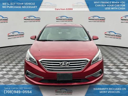 Used 2015 Hyundai Sonata SE image 2