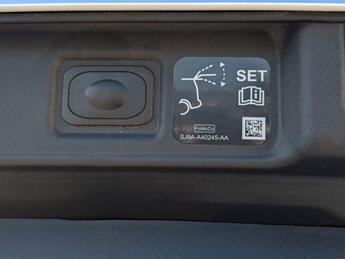 Used 2025 Ford Mustang Mach-E Premium image 14