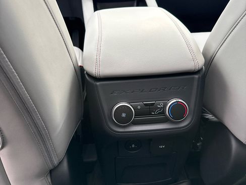 New 2026 Ford Explorer Active w/ Active Comfort Package image 23