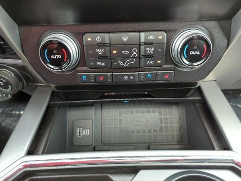 Used 2021 Ford F350 Platinum image 21