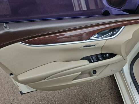 Used 2013 Cadillac XTS Premium AWD/4WD image 10