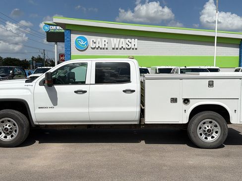 Used 2019 GMC Sierra 3500 4x4 Crew Cab w/ Sierra Convenience Package image 8