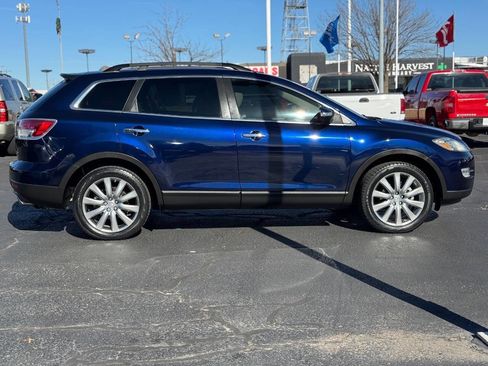 Used 2008 MAZDA CX-9 Grand Touring w/ Moonroof & Bose Audio Pkg image 4