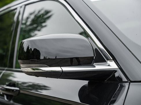 New 2025 Jeep Grand Cherokee Overland w/ Adv Protech Group III AWD/4WD image 15