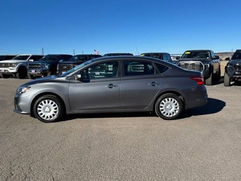 Used 2018 Nissan Sentra S image 2