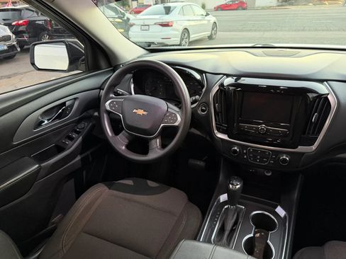 Used 2020 Chevrolet Traverse LS FWD image 24