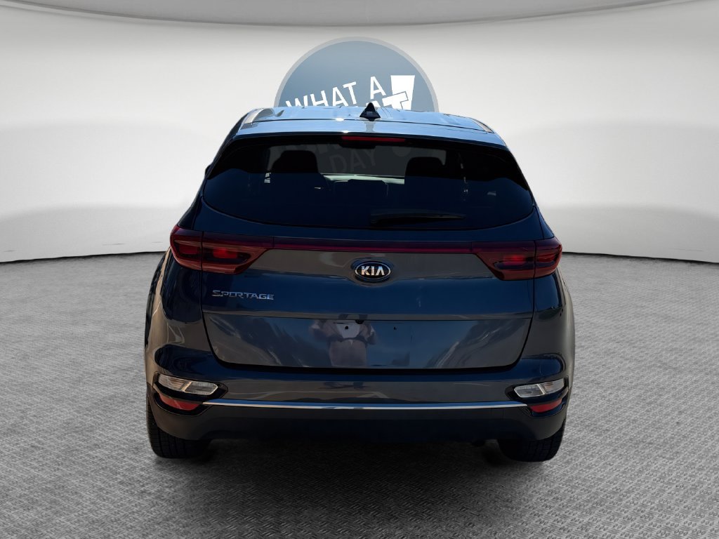 Used 2022 Kia Sportage LX AWD/4WD image 5
