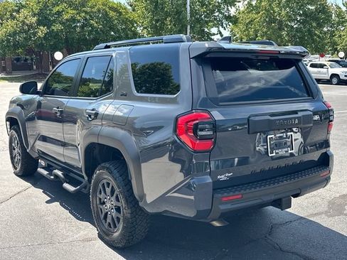 Used 2025 Toyota 4Runner SR5 RWD image 5