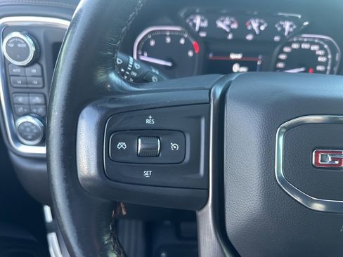 Used 2022 GMC Sierra 2500 AT4 image 10