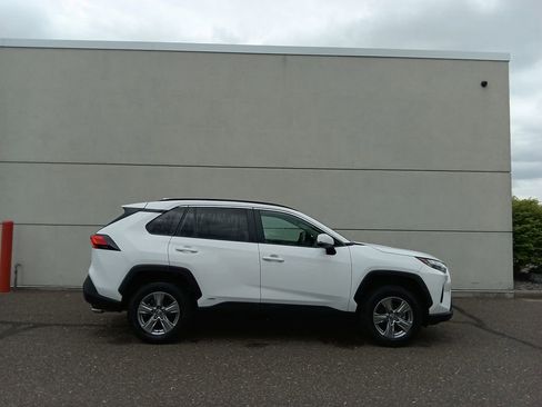 Certified 2025 Toyota RAV4 XLE AWD/4WD image 2