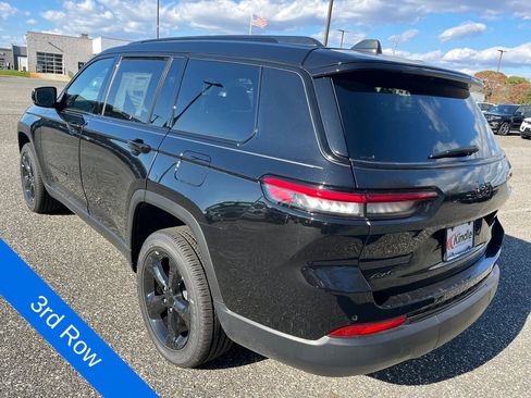 New 2025 Jeep Grand Cherokee L Altitude image 29