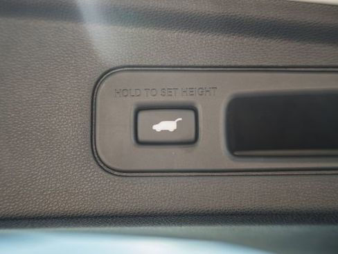 Used 2025 Acura MDX SH-AWD w/ Advance Package image 11