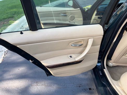 Used 2007 BMW 328i Sedan RWD image 38