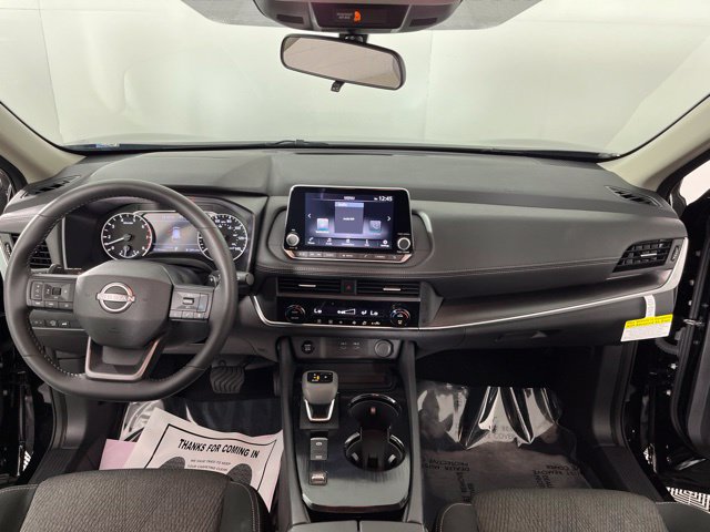 Certified 2026 Nissan Rogue SV FWD image 36
